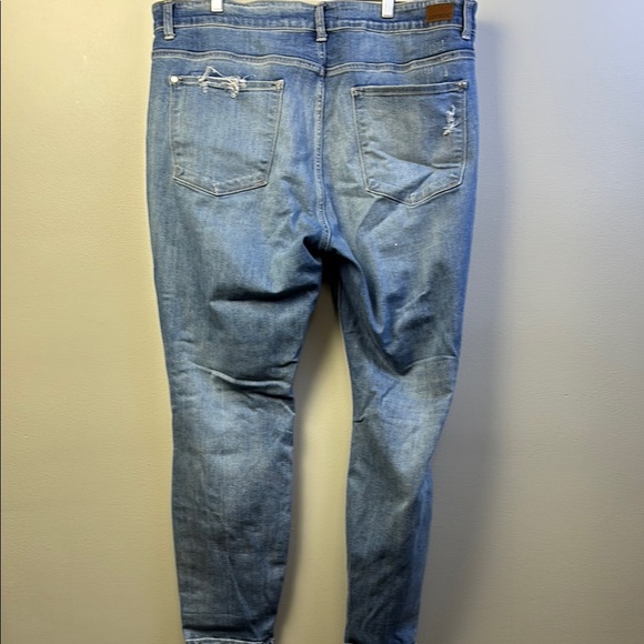 Judy blue boyfriend fit Stylish Blue Distressed Jeans size 22W - Picture 4 of 6